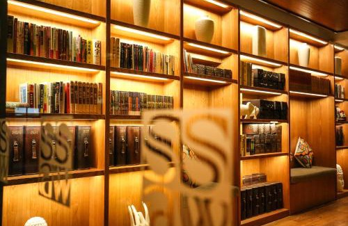 Xuhui Hotel | SSAW Boutique Hotel Shanghai Yilin