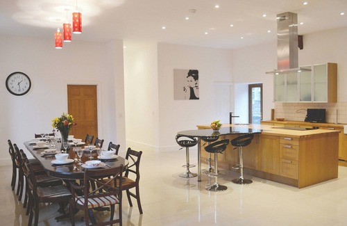 Blaencwm Cottage | St Albans Church - 28165
