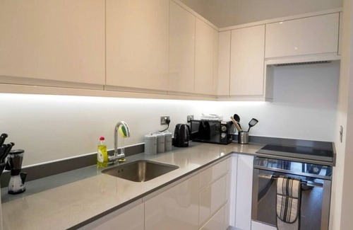 St Albans Apartment | St Albans Luxury Apartment , 5 mins Walk to the