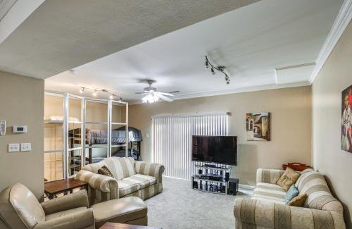 Airport Township House | St Ann Townhome Less Than 1 Mi to International Airport!