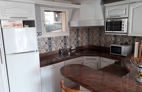 Saint-Aygulf Apartment | ST AYGULF, 2 rooms 39 M2, between TOWN CENTER and SEA (150m) WIFI AIR CONDITIONING