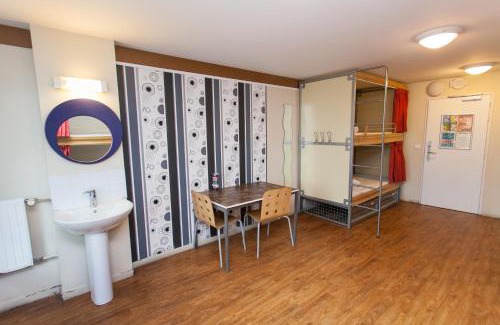 La Villette Hostel | St Christopher's Inn Paris - Canal