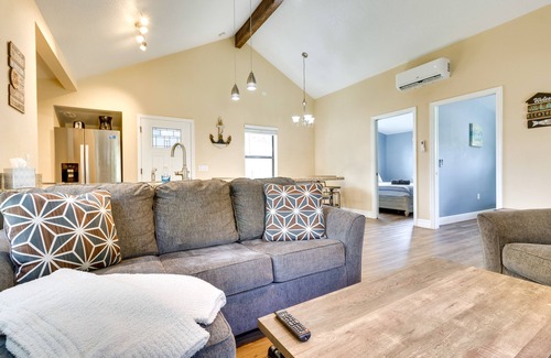 St. Cloud House | St Cloud Vacation Rental - Walk to Lakefront Park!