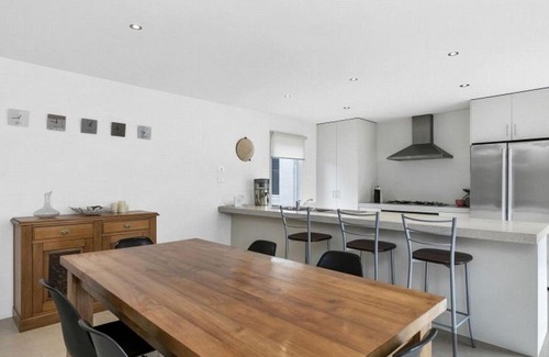 Torquay House | St Georges Sands Oasis 10