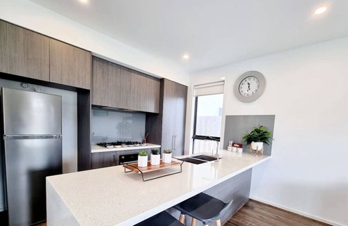 Clyde North House | St Germain Estate 4 bedrooms Clyde North home