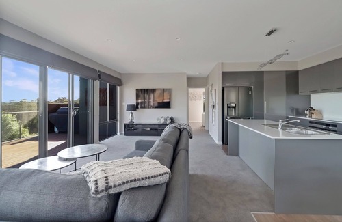 Stieglitz House | St Helens Beach House