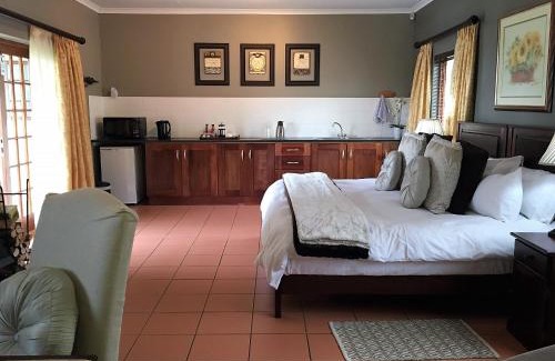 uMngeni Cabin | St Ives Midlands