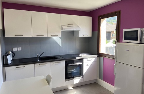 Saint-Jorioz Apartment | ST-JORIOZ , appartement, 5 min du centre, 2 PERS