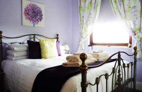 St. Florence House | St Lawrence Guest House