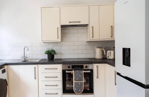 Easton House | St Marks House, Easton, Great Location, Free Pkng