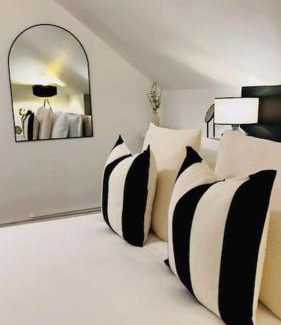 Truro Apartment | St Mary's Mews