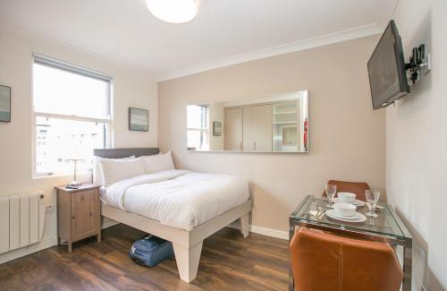City Centre Dublin Apartment | St Stephen's Green District-1