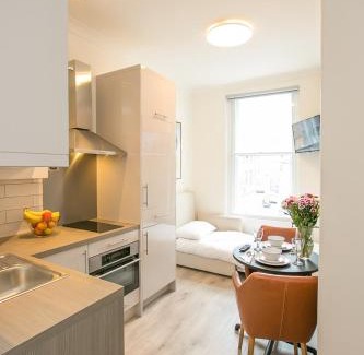City Centre Dublin Apartment | St Stephen's Green District-1
