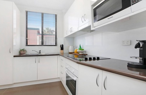 Kiama Apartment | St Tropez Beachside Luxe