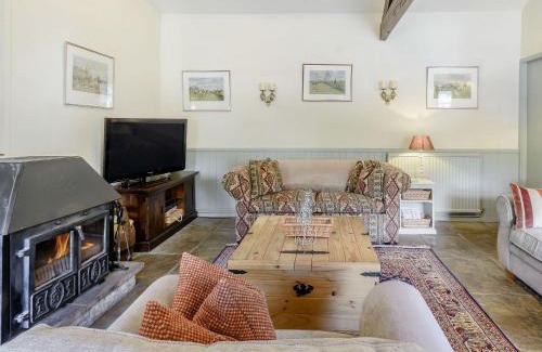 West Burton House | Stable Cottage - E5118