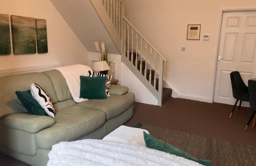Sunderland House | Stadium Cottage - Close to Centre, Stadium, Nissan and CrownWorks Studios