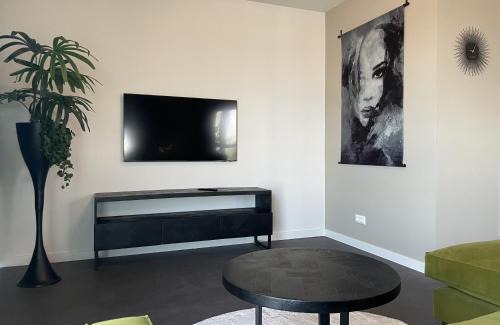 Kropeliner-Tor-Vorstadt Apartment | Stadthafenapartments