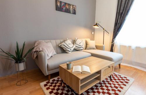 Schloßchemnitz Apartment | StadtNatur Apartment am Küchwald - mit Balkon, Streaming-TV, Badewanne, Arbeitsplatz