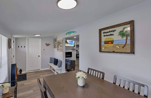 Buckeye Lake House | Stairway to Lake Views