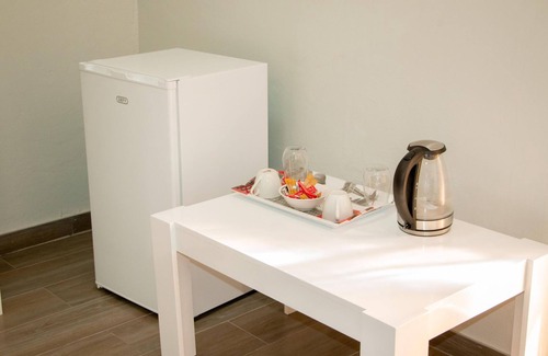 Bulawayo Apartment | Standard Room in Morningside Guesthouse - 2090