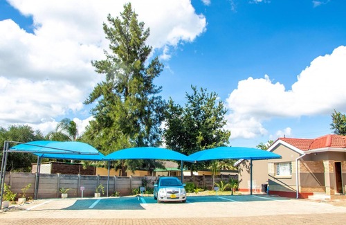 Bulawayo Apartment | Standard Room in Morningside Guesthouse - 2090