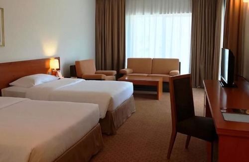 Garhoud House | Standard Room Near Garhoud Football Club