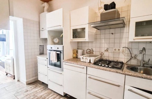 Rudolfsheim-Funfhaus Apartment | Standard & Simple 2 Neighbouring Apartments - 3BRs