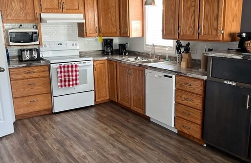 Clarenville Hotel | Stanley House