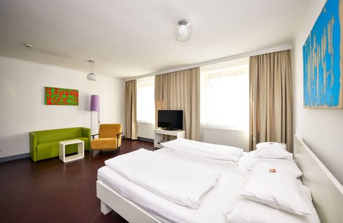 Funfhaus Hotel | Stanys Das Apartmenthotel