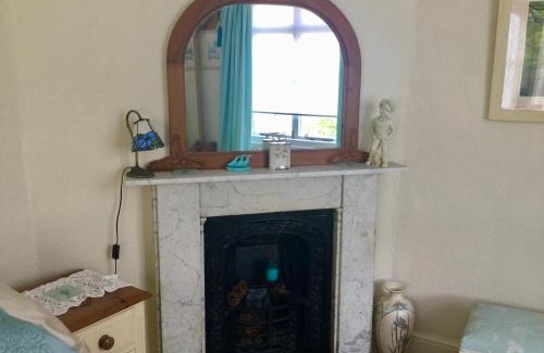 Folkestone House | STAPLEHURST COTTAGE