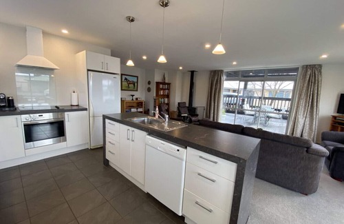 Twizel House | Star Gaze on Rhoboro Rd