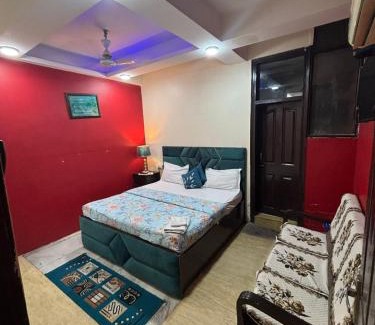 Pashim Vihar House | STAR Inn