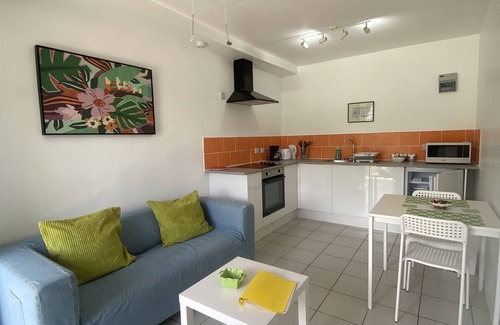 Marigot Bay Apartment | Star Lilly cottage with great views.