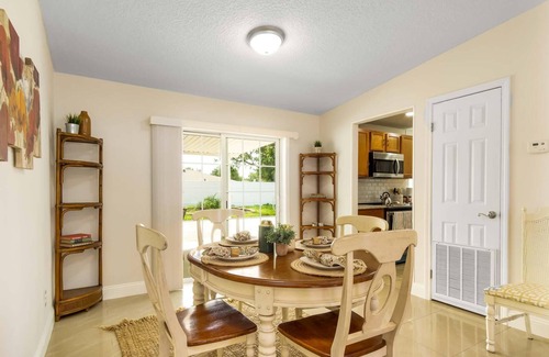 Sandalwood House | ~Star-Spangled Stay Sleeps 9 Mayo Clinic & Beach~