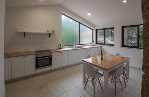 Trn House | Stara kuca Estate
