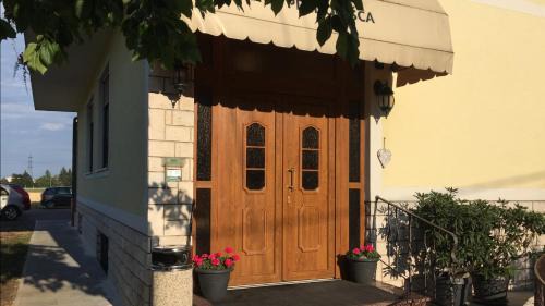 Maribor House | Stara lipa Tašner FREE kitchen&garage&parking-self check in