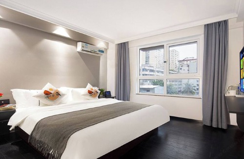 Sanya Hotel | Starchain Heehee Hotel - Sanya Bay Walking Street Store