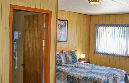 Haines Junction Hotel | Stardust Motel