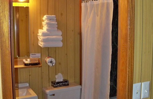 Haines Junction Hotel | Stardust Motel