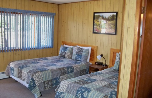Haines Junction Hotel | Stardust Motel
