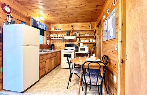 Port George Cottage | Stargazers Cove Cottages: OTTER COTTAGE