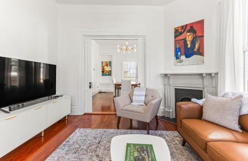Thomas Square House | Starland Victorian Gem