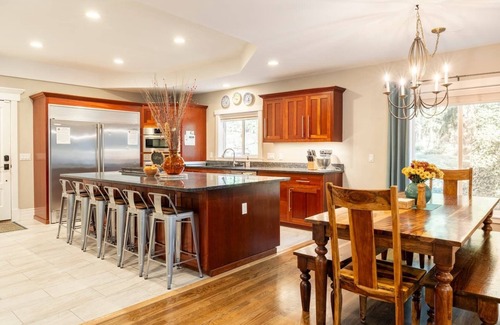 Mill Creek House | Starlight Cottage Offers Cozy Getaway Near Mill Creek, Snohomish, & Woodinville