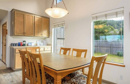 Sea Ranch House | Starlight Reach | Private Hot Tub