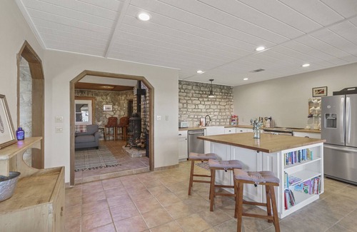 Wimberley House | Starry Hilltop I Stargazer's paradise outside Wimberley!