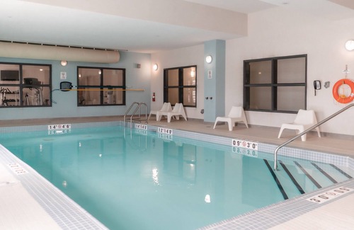 Leduc Hotel | Stars Inn Edmonton Airport