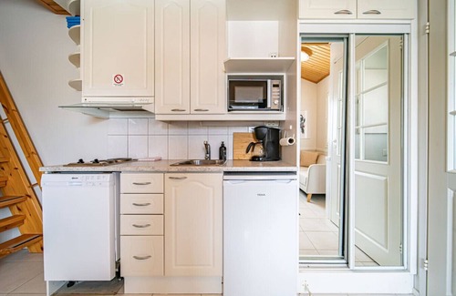 Sirkka Apartment | Starveil Studio by Aavalevi Holidays