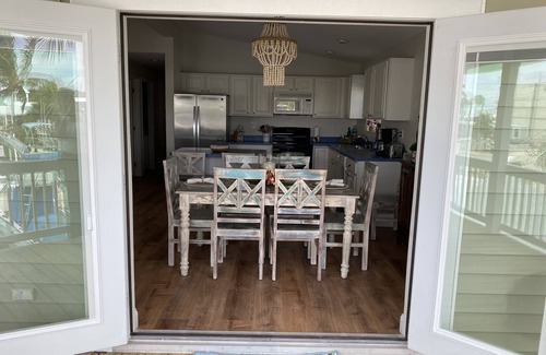 Silver Shores House | Stary Net - Ocean Waterfront 3BR 3BA Home
