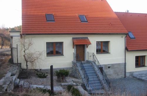Nalzovske Hory House | Statek Sedlečko
