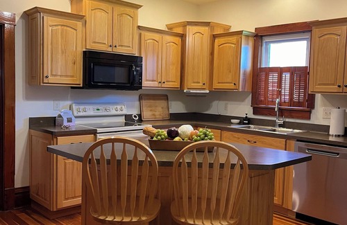 Dyersville House | Stately 3-bedroom home in peaceful Dyersville, Iowa